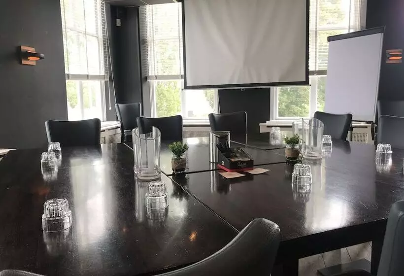 ホテル T Veerhuys