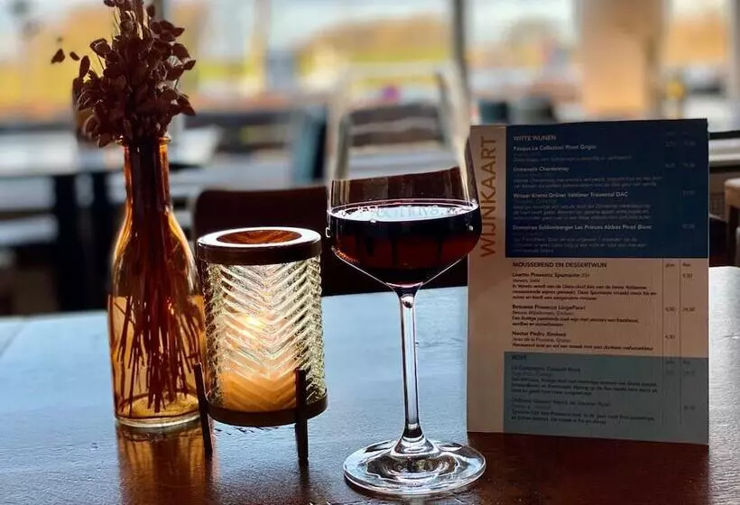 ホテル T Veerhuys