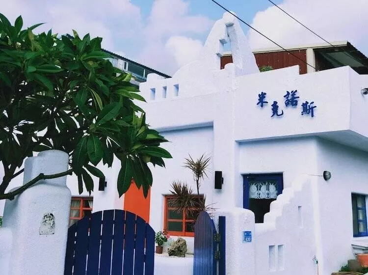تختخواب و صبحانه Mykonos