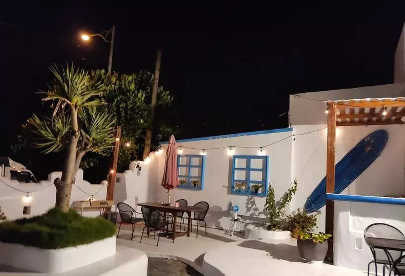 تختخواب و صبحانه Mykonos