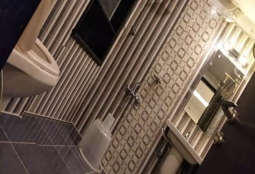 Hotelli O Admire Suit