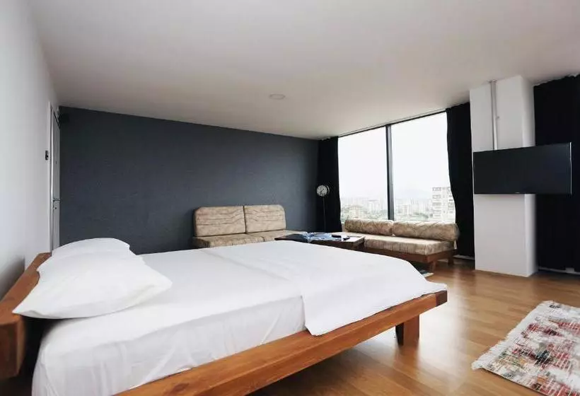 هتل Cam Kule Airport Residence