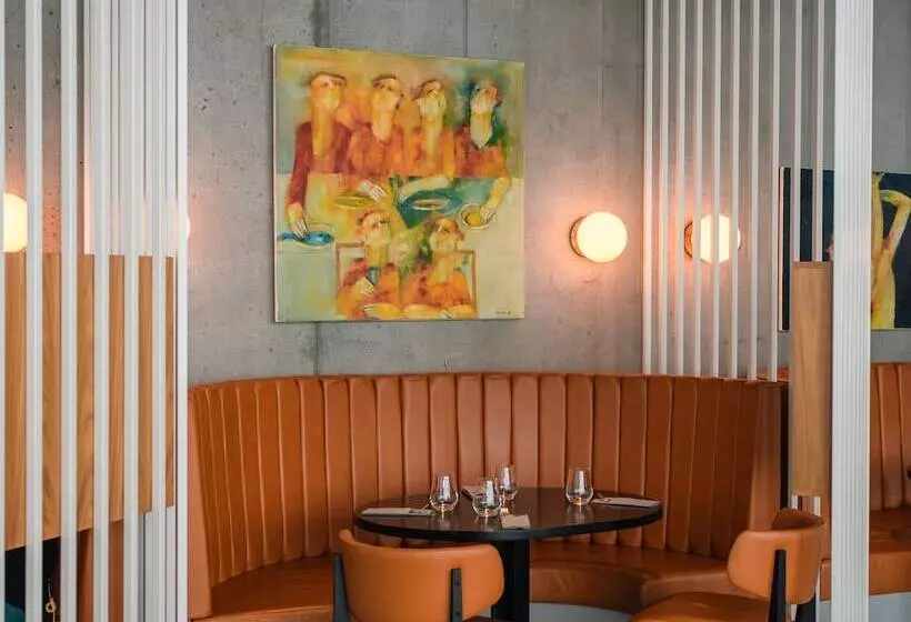 هتل Courtyard By Marriott Reykjavik Keflavik Airport