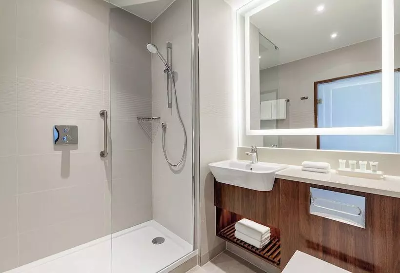 هتل Courtyard By Marriott Reykjavik Keflavik Airport