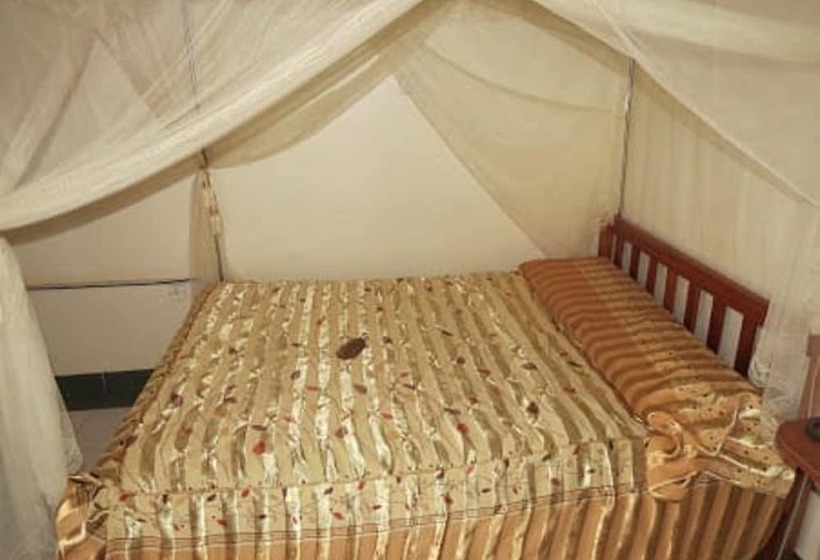 هتل Kings Meat World