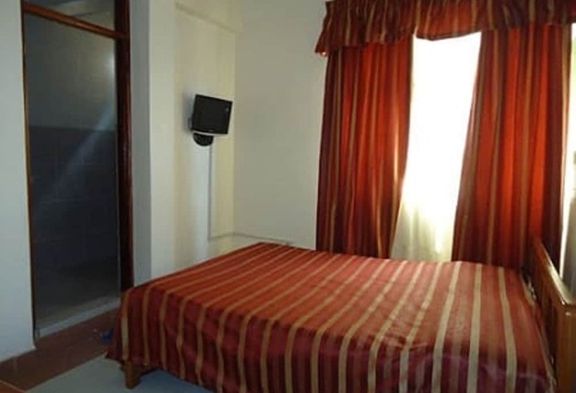 هتل Kings Meat World