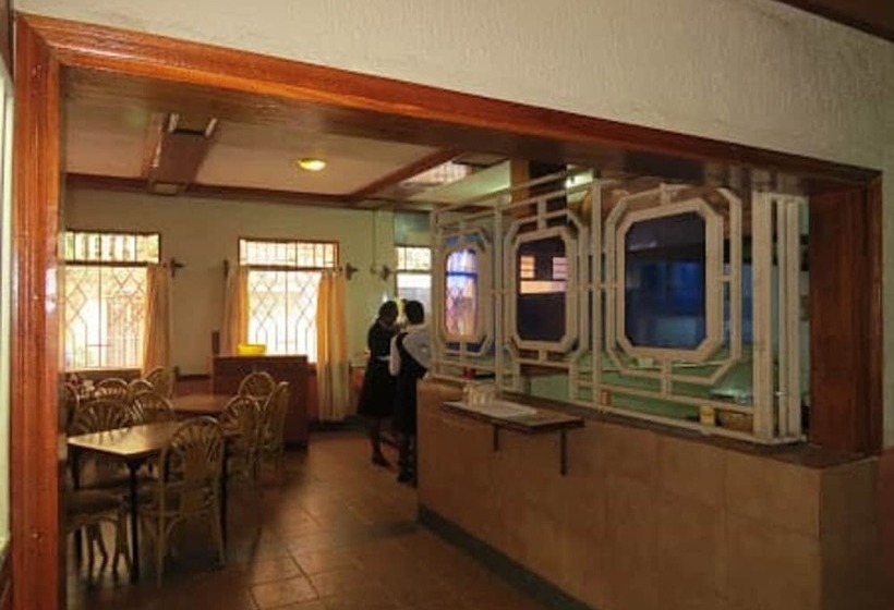 هتل Kings Meat World