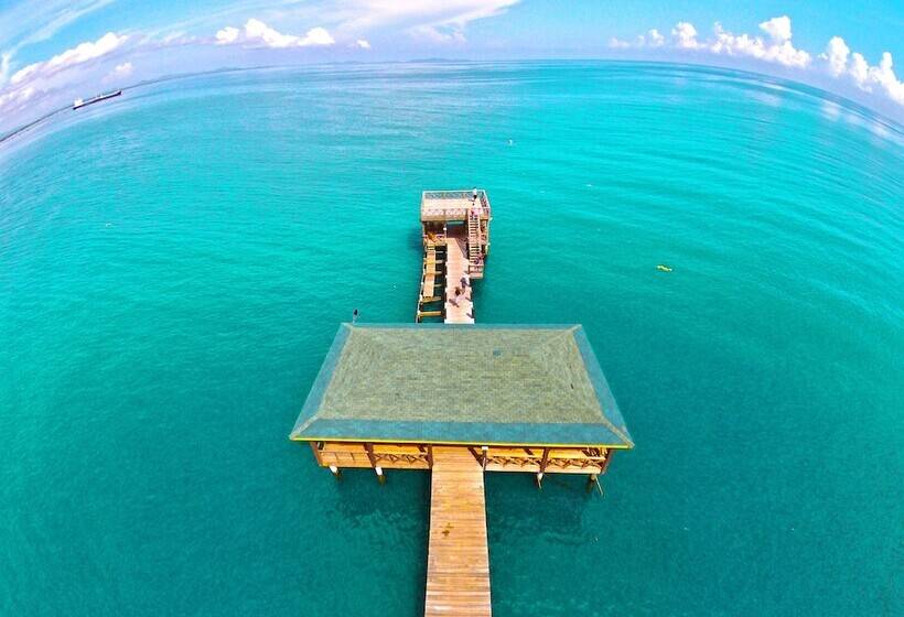 هتل La Ensenada Beach Resort All Inclusive