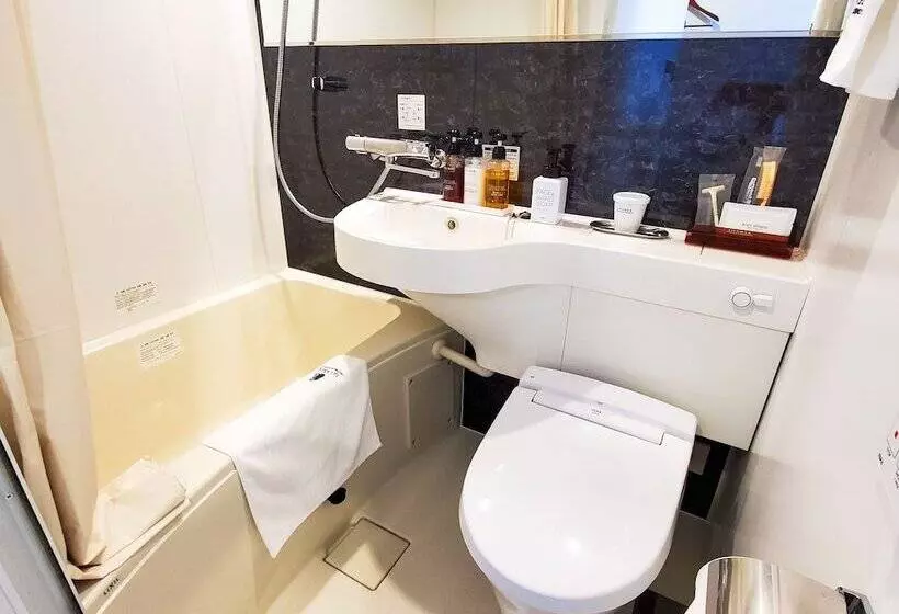 Hotelli Livemax Chiba Sogaekimae