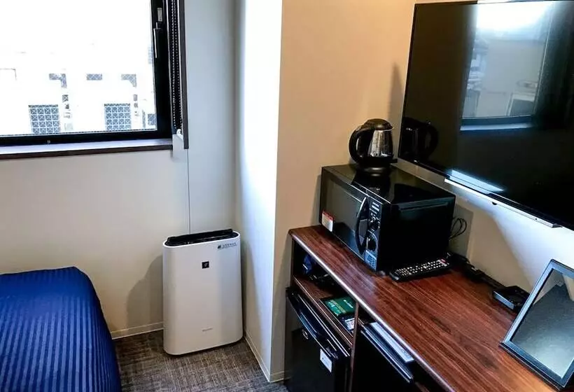 Hotelli Livemax Chiba Sogaekimae