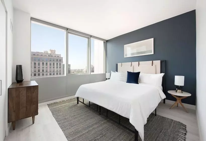 هتل Sonder  Essex On The Park