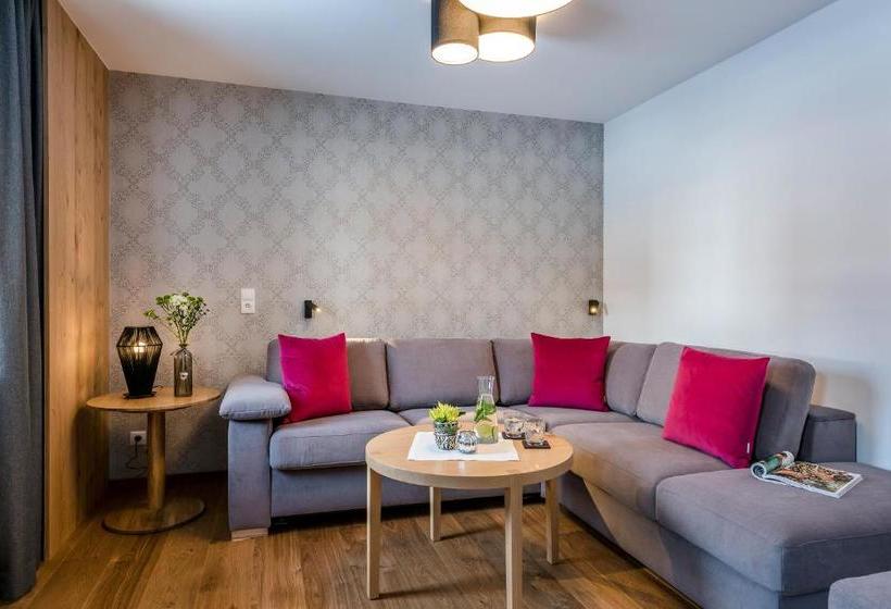 בית מלון כפרי Cresta.alpin.sport.