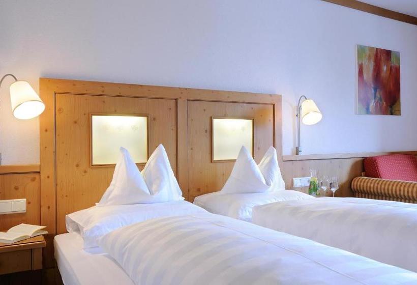 בית מלון כפרי Cresta.alpin.sport.