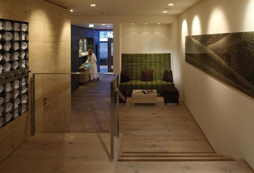 בית מלון כפרי Cresta.alpin.sport.