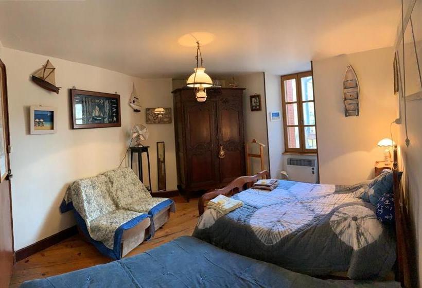 פנסיון La Maison D'emilie