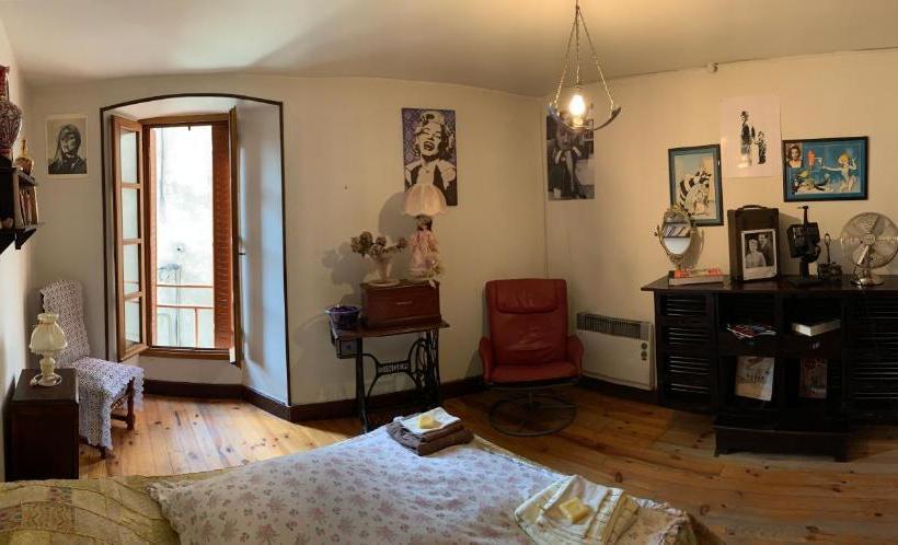 פנסיון La Maison D'emilie