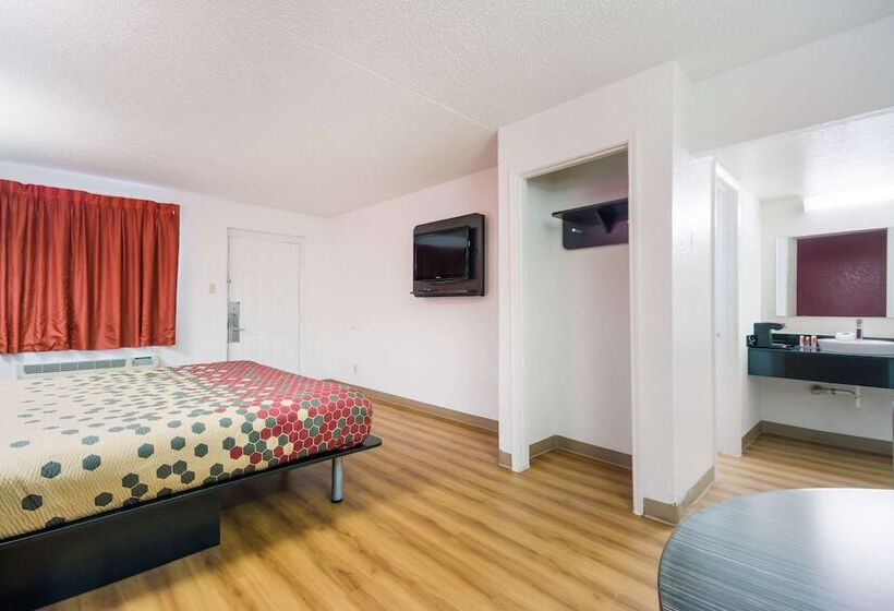 בית מלון כפרי Econo Lodge