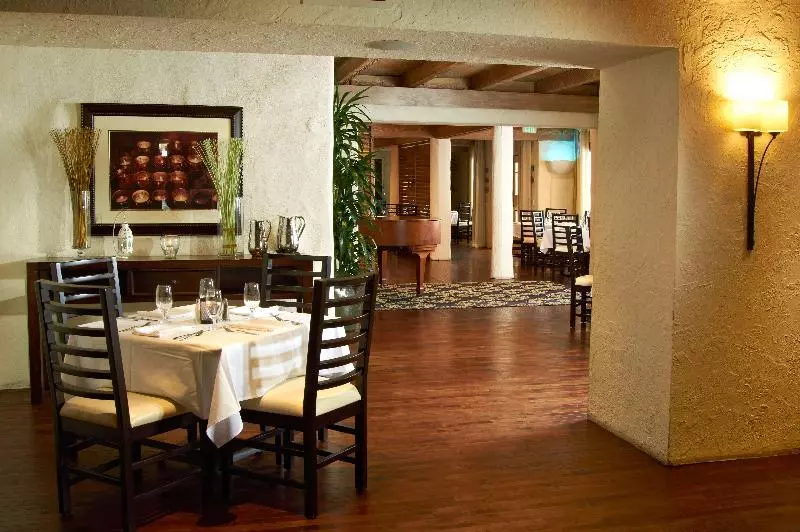 호텔 La Casa Del Zorro Resort & Spa