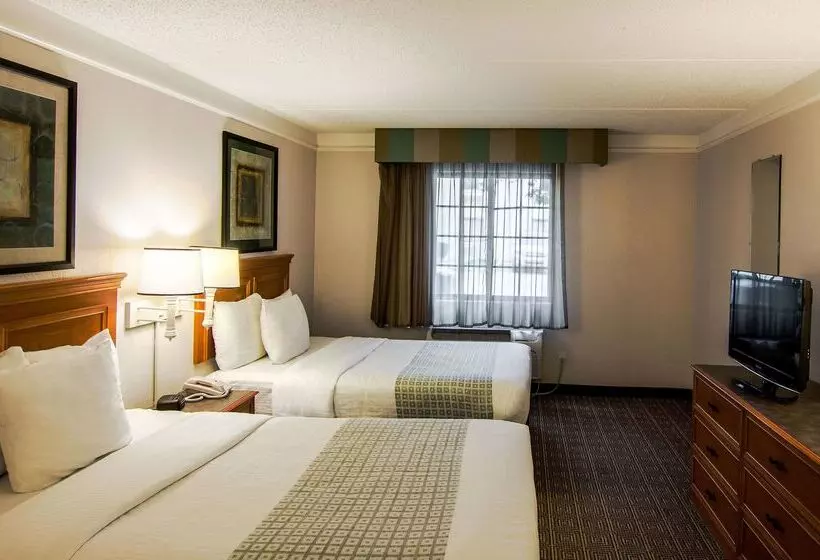 酒店 La Quinta Inn Lexington Horse Park