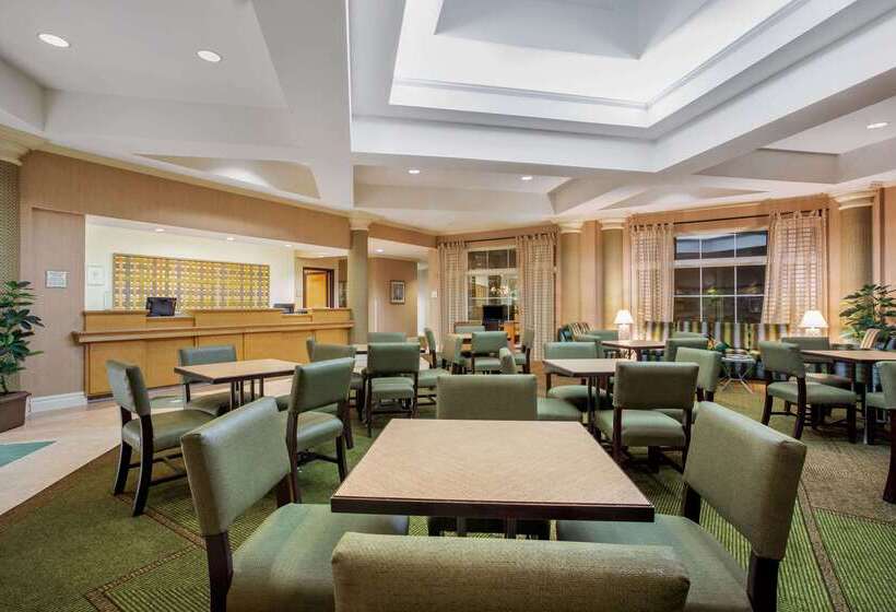 فندق La Quinta By Wyndham Greensboro Nc