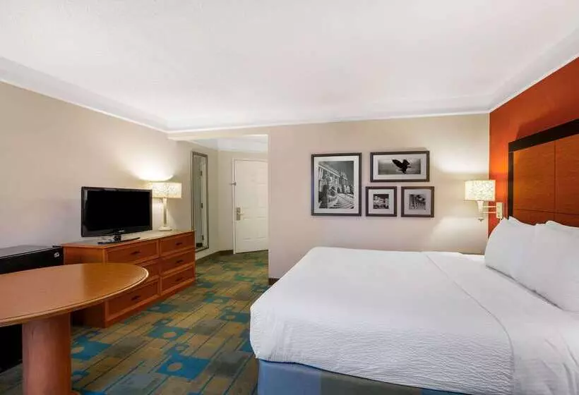 ホテル La Quinta By Wyndham Greensboro Nc