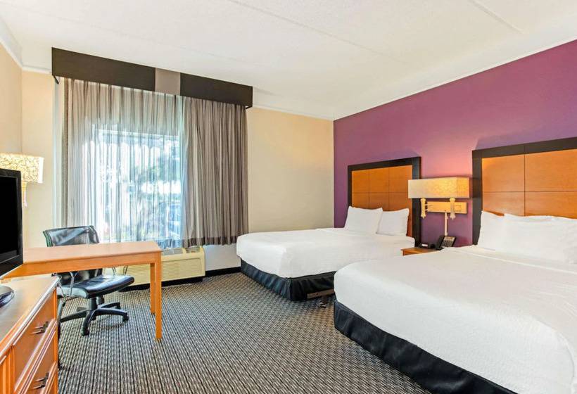 בית מלון כפרי La Quinta By Wyndham Orlando I Drive/conv Center