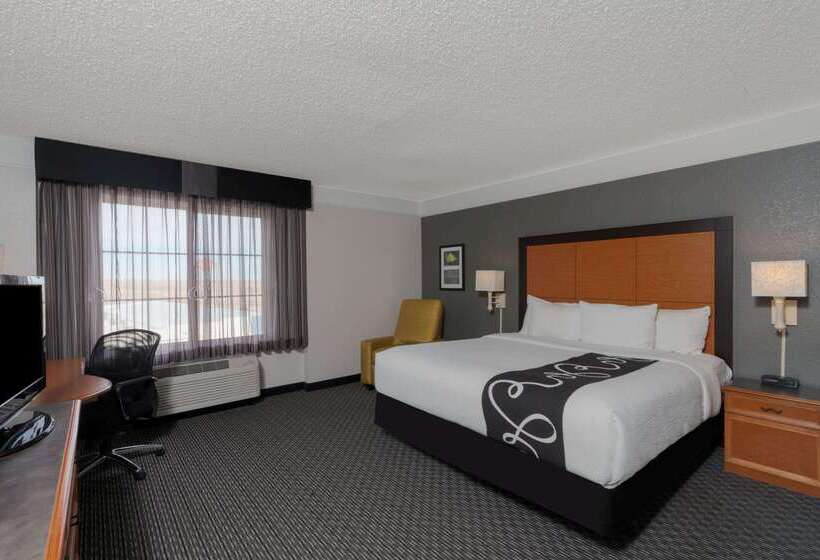 هتل La Quinta By Wyndham Pueblo