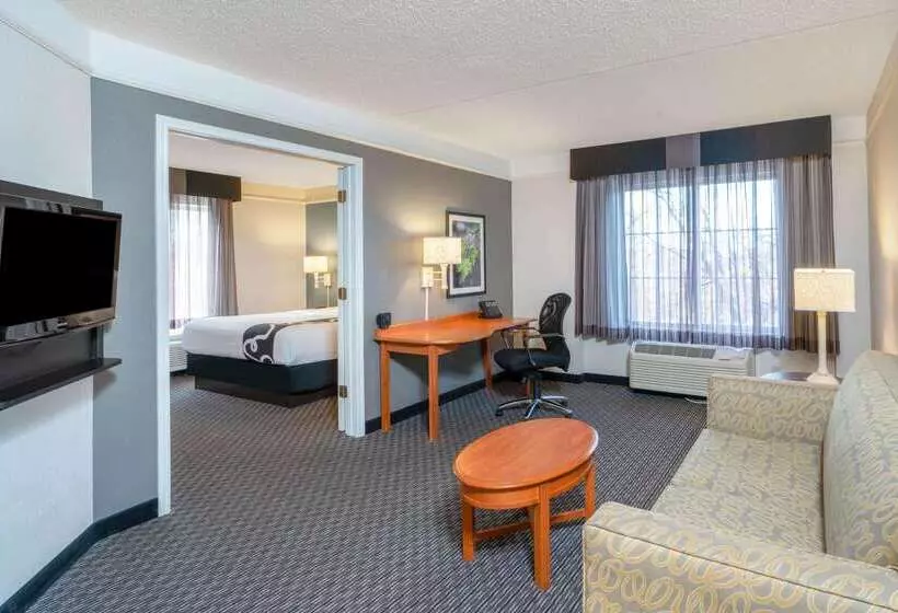 호텔 La Quinta By Wyndham Pueblo