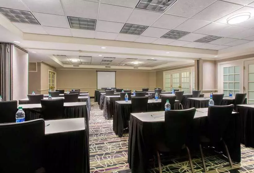 酒店 La Quinta By Wyndham Raleigh Durham Intl Ap