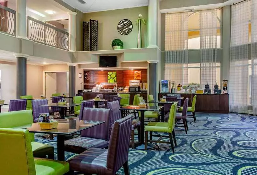 酒店 La Quinta By Wyndham Raleigh Durham Intl Ap