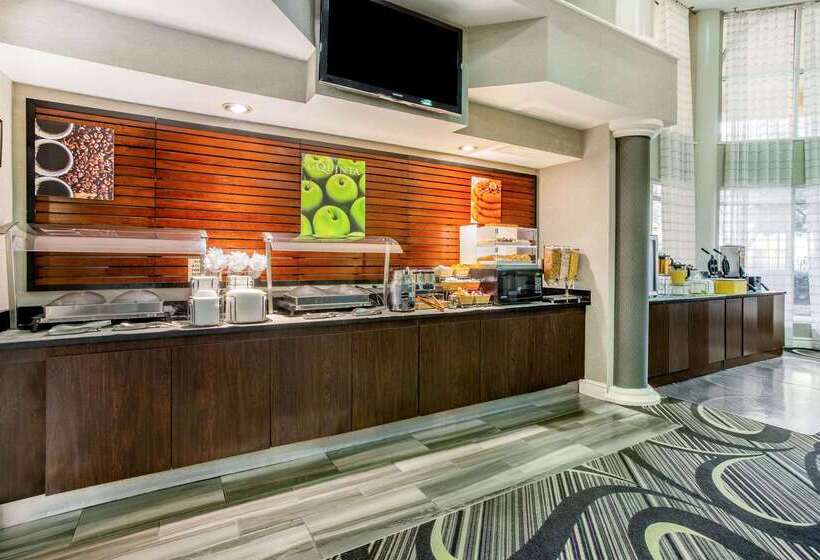 Hotel La Quinta By Wyndham Raleigh Durham Intl Ap