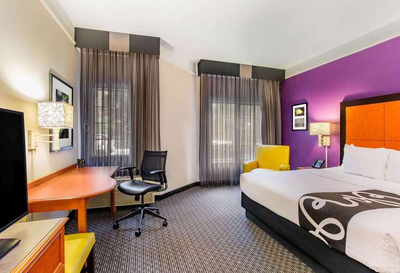 Hotel La Quinta By Wyndham Raleigh Durham Intl Ap