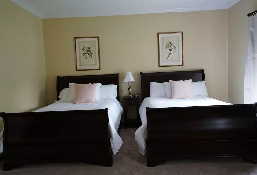 בית מלון כפרי Le Chambord At Curry Estate