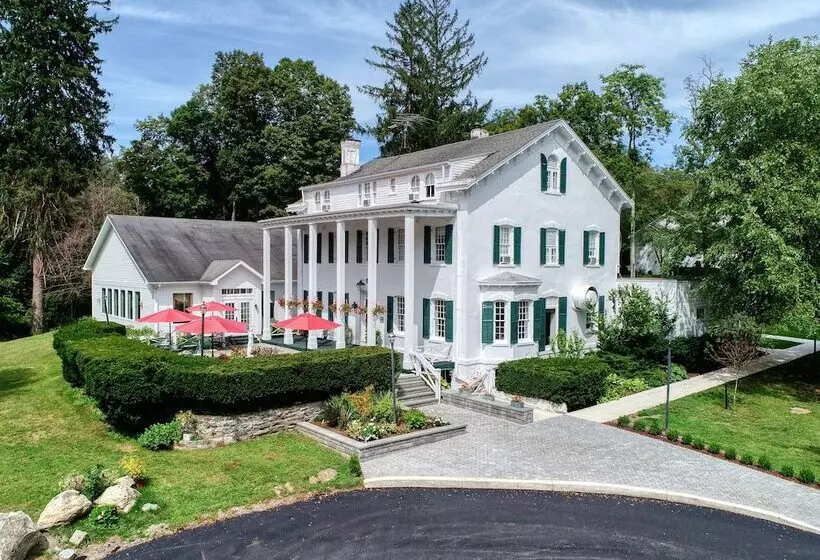 בית מלון כפרי Le Chambord At Curry Estate