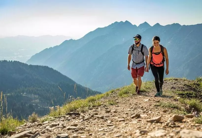 Отель Inn At Snowbird