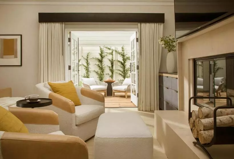 ホテル Macarthur Place Inn & Spa