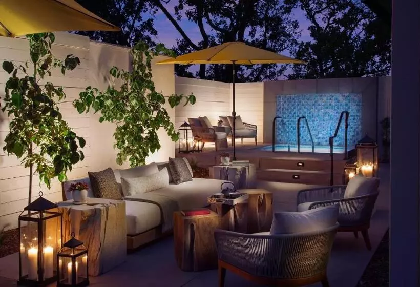 ホテル Macarthur Place Inn & Spa