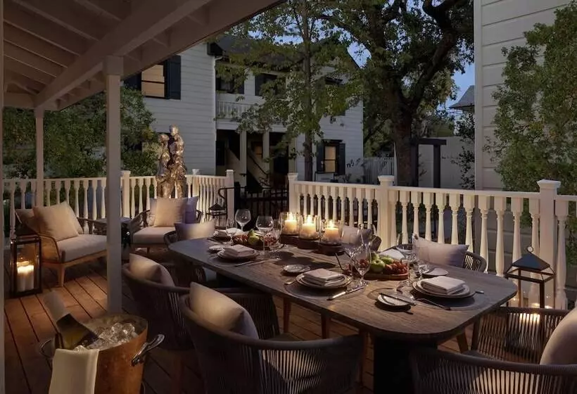 ホテル Macarthur Place Inn & Spa