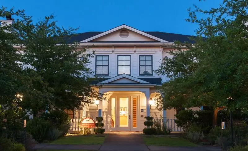 ホテル Macarthur Place Inn & Spa