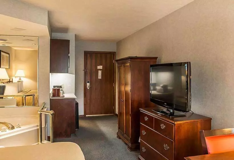 호텔 Quality Inn & Suites Cincinnati I 275