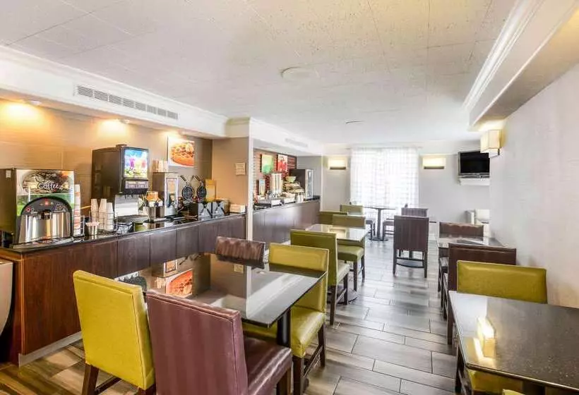 ホテル Quality Inn & Suites North Charleston Ashley Phosphate