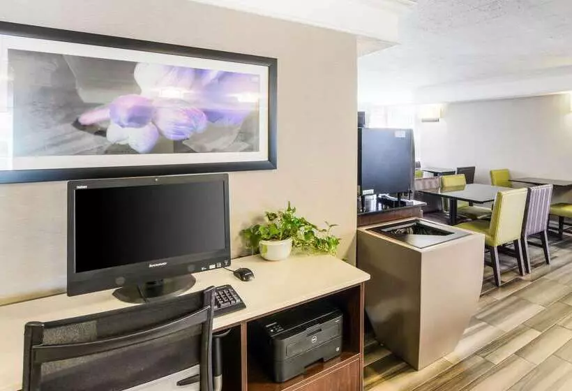 ホテル Quality Inn & Suites North Charleston Ashley Phosphate