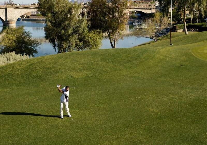 London Bridge Resort