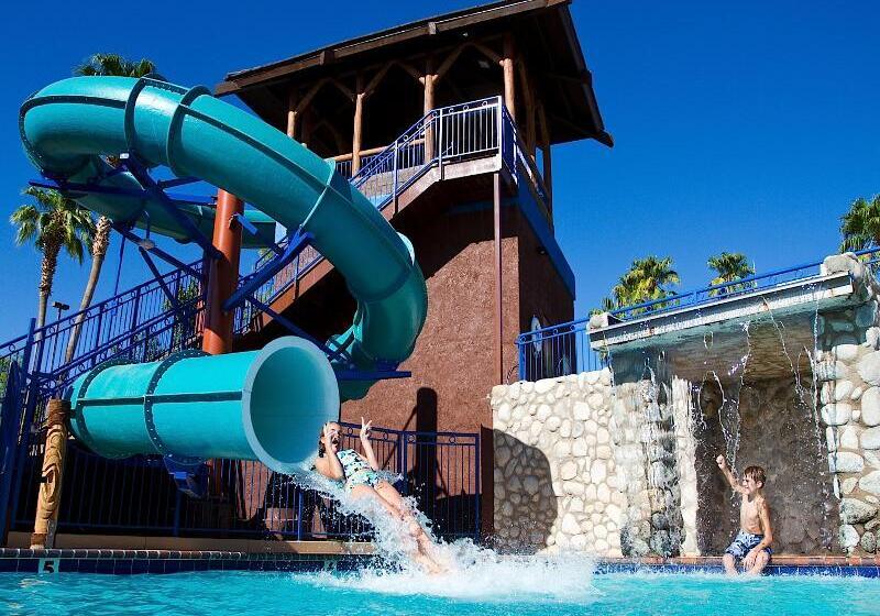 London Bridge Resort