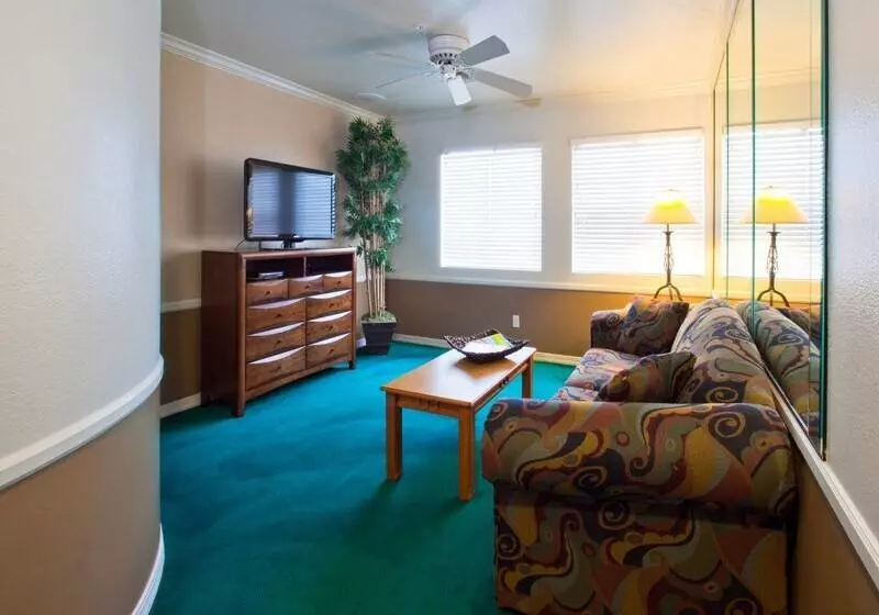 London Bridge Resort