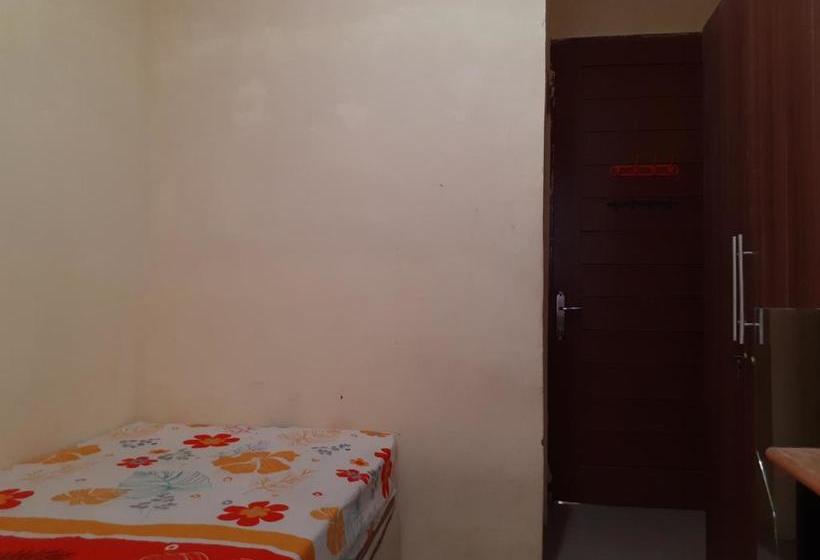 Отель Oyo 2203 Homestay 2go