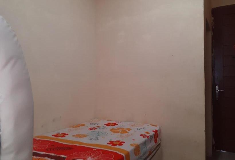 Отель Oyo 2203 Homestay 2go