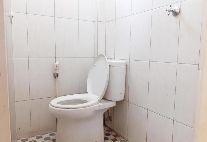 Отель Oyo 2203 Homestay 2go