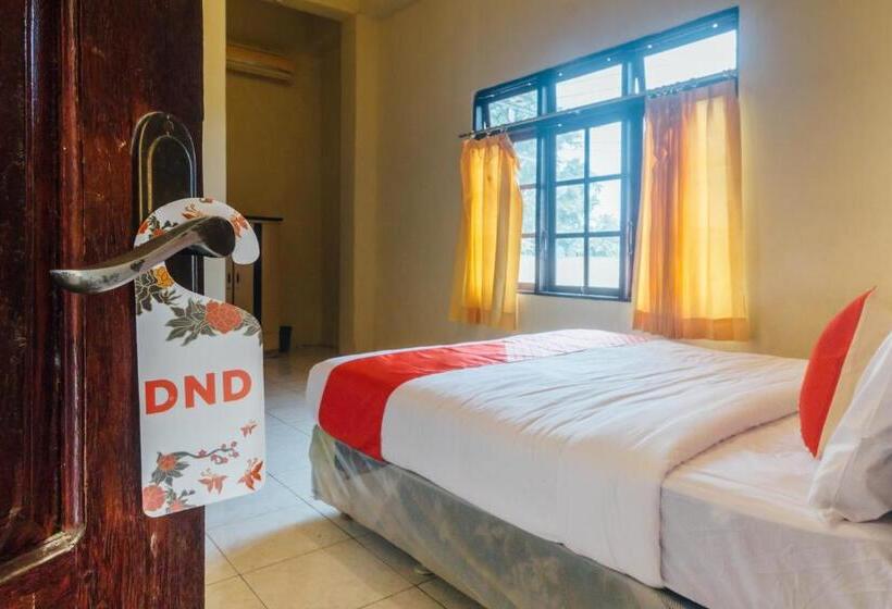 Hotel Oyo 2269  Astika