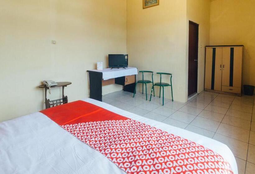Hotel Oyo 2269  Astika